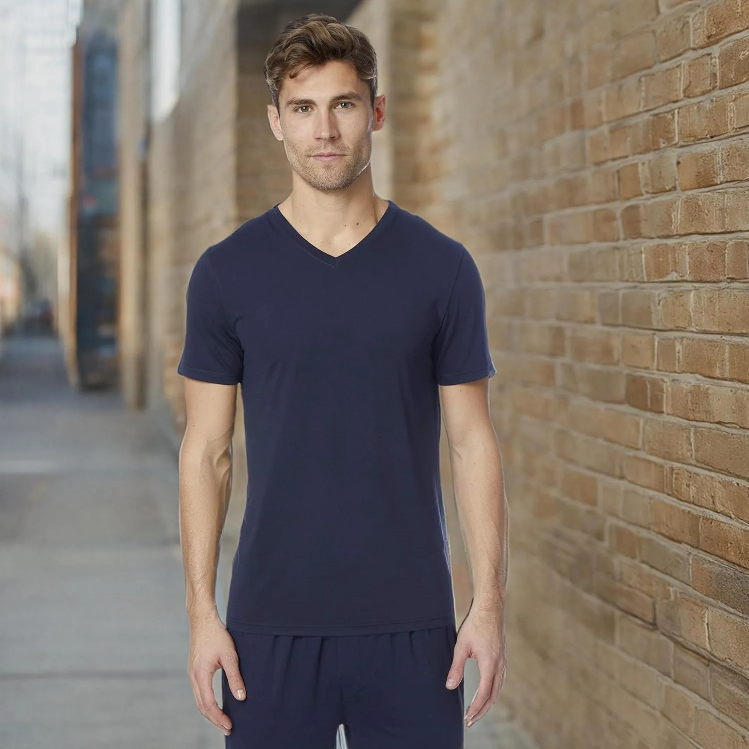 32 Degrees Men's Cool Classic Vneck T-Shirt | Anti-Odor | 4-Way Stretch | Moisture Wicking