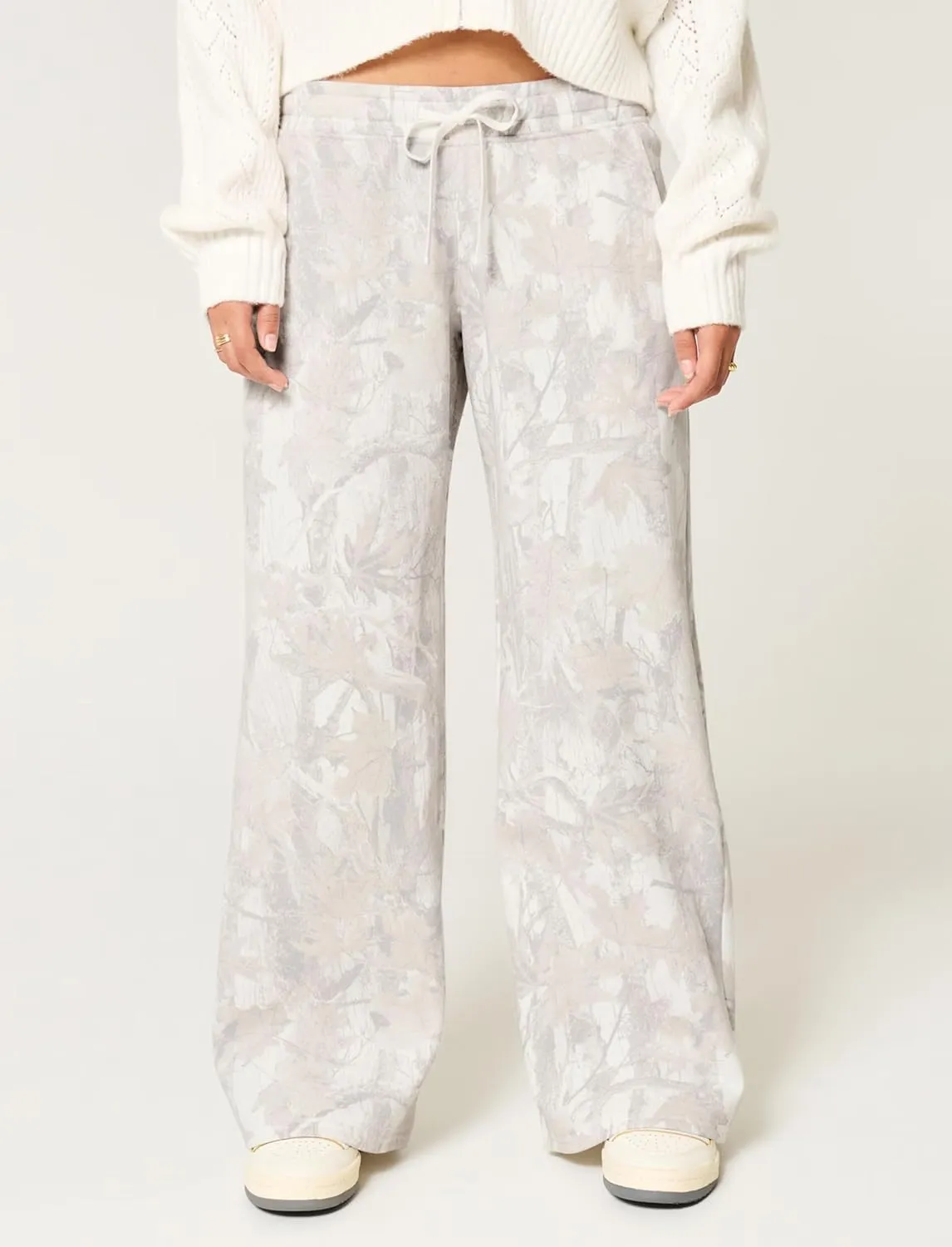 Camo Pants for Women Drawstring Wide Leg Cargo Pants Baggy High Waisted Sweatpants Fleece Y2k Camouflage Jogger Pants