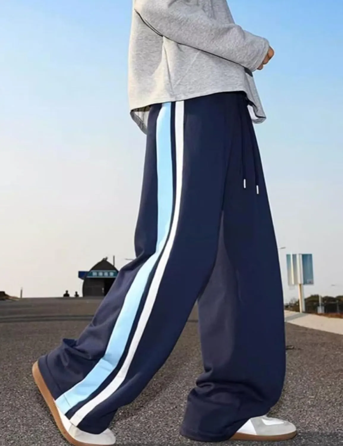 FCOOLYEET Mens Wide Leg Sweatpants Y2k Baggy Track Pants Drawstring Pants Open Bottom Sweatpants for Women