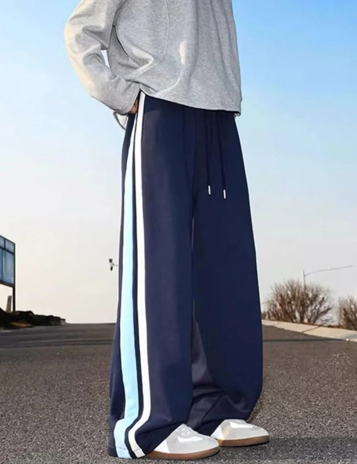 FCOOLYEET Mens Wide Leg Sweatpants Y2k Baggy Track Pants Drawstring Pants Open Bottom Sweatpants for Women