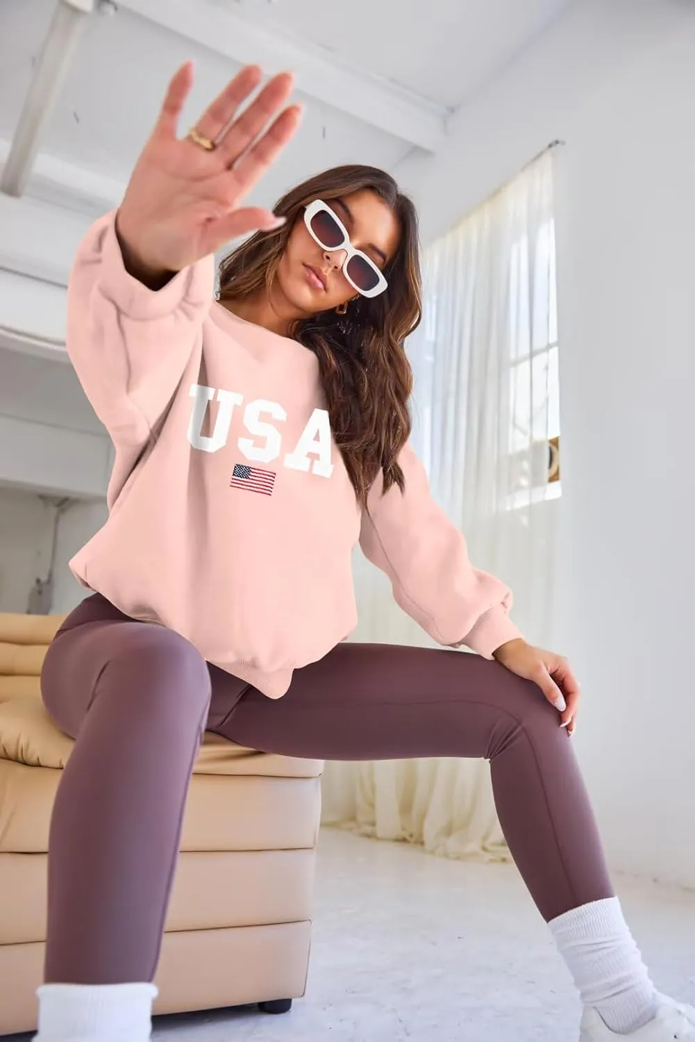 Lacozy Womens USA Graphic Sweatshirts American flag Crewneck Long Sleeve Sweater Loose Fleece Tops Fall Winter Clothes