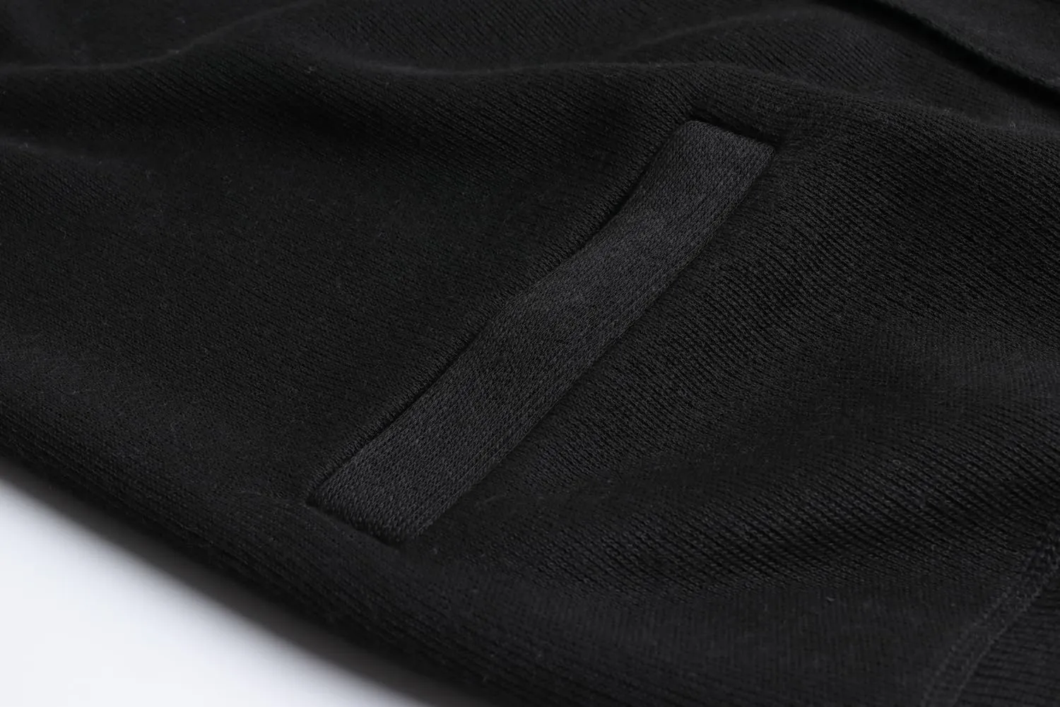 Men's Knitted Sweater Vest Fleece Lined Sleeveless Cardigan V Neck Button Down Knitwear with Pockets for Winter