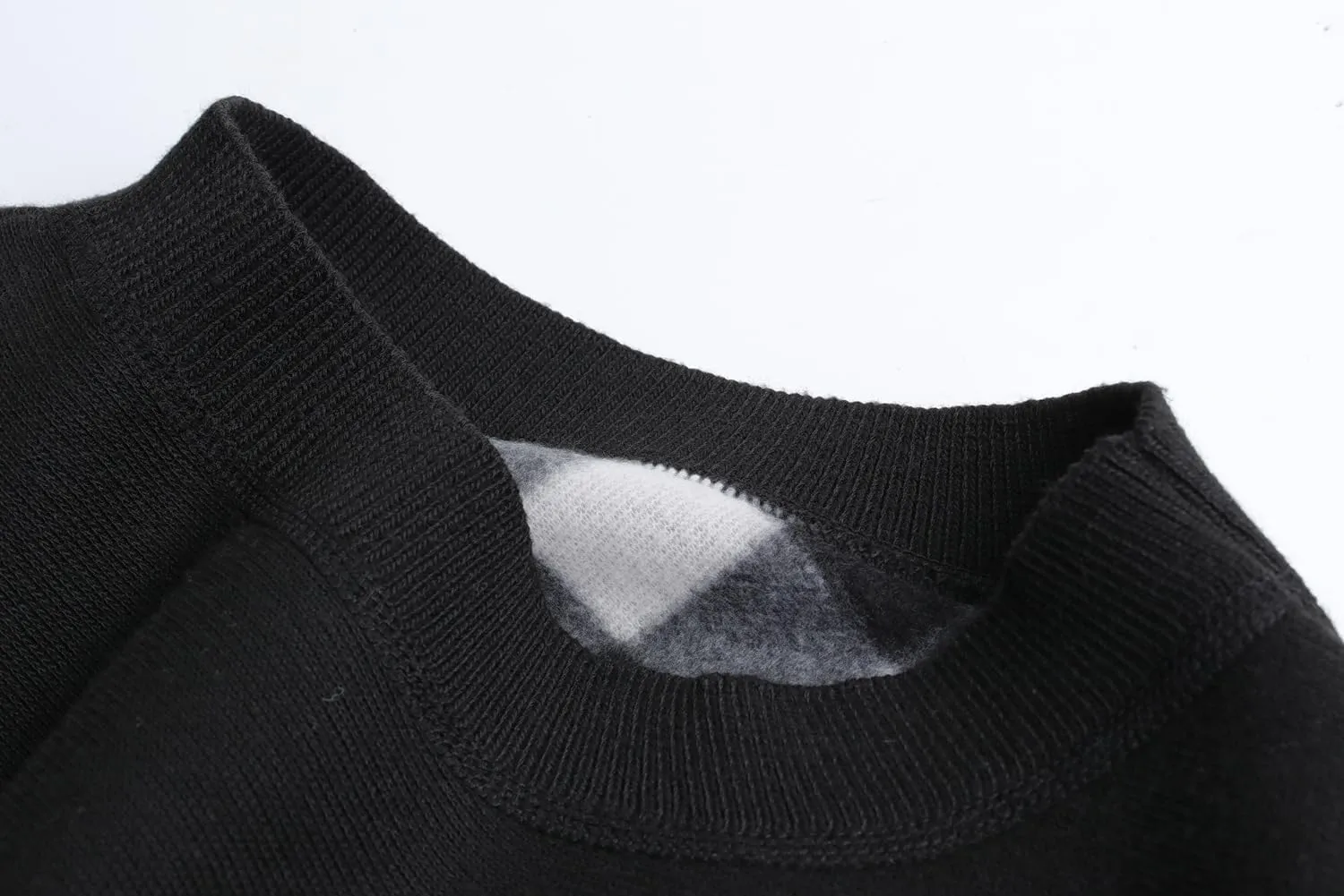Men's Knitted Sweater Vest Fleece Lined Sleeveless Cardigan V Neck Button Down Knitwear with Pockets for Winter