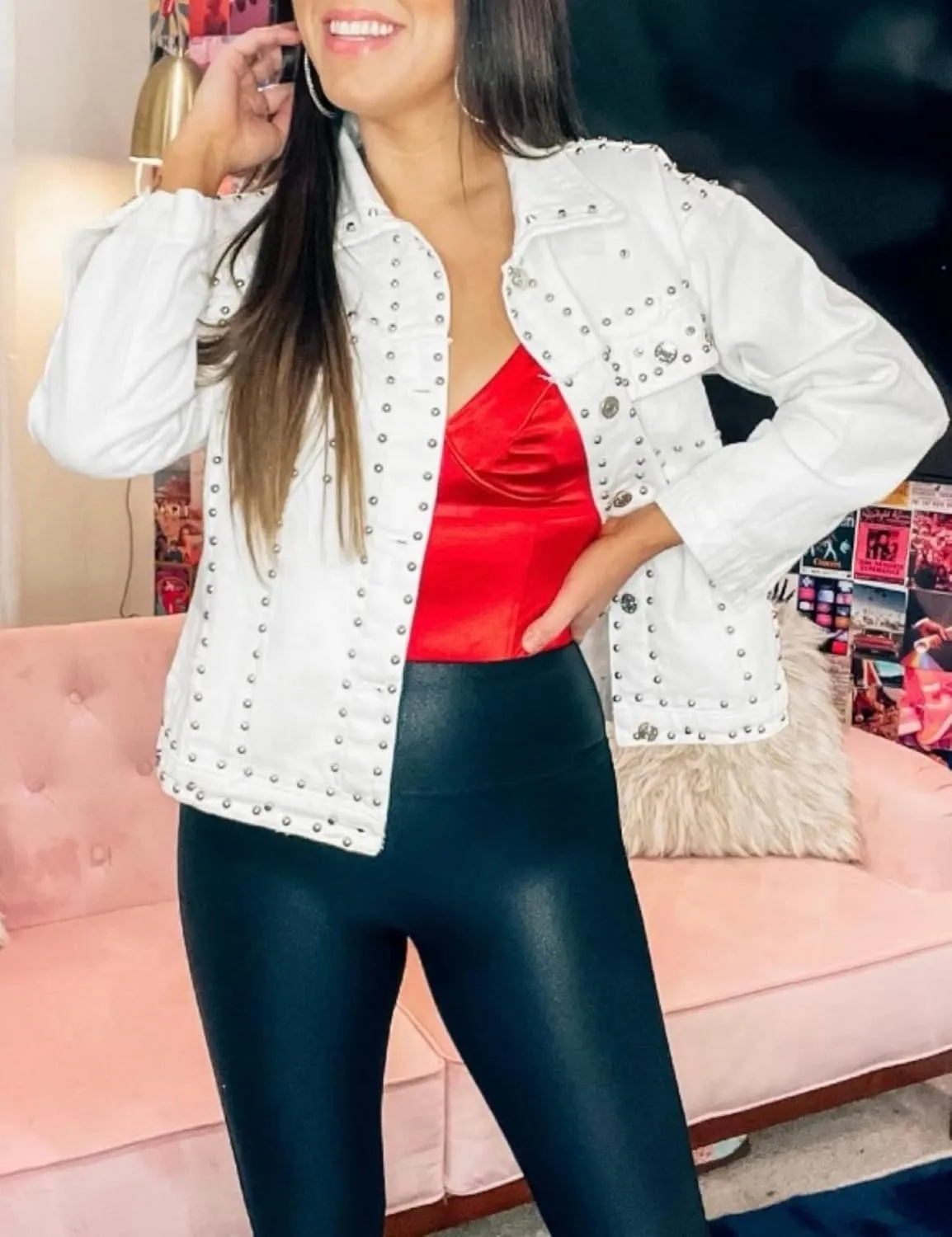 Omoone Women's Long Sleeve Rivet Studded Denim Jacket Casual Pearl Short Jean Coat Concert Nashville Outfits