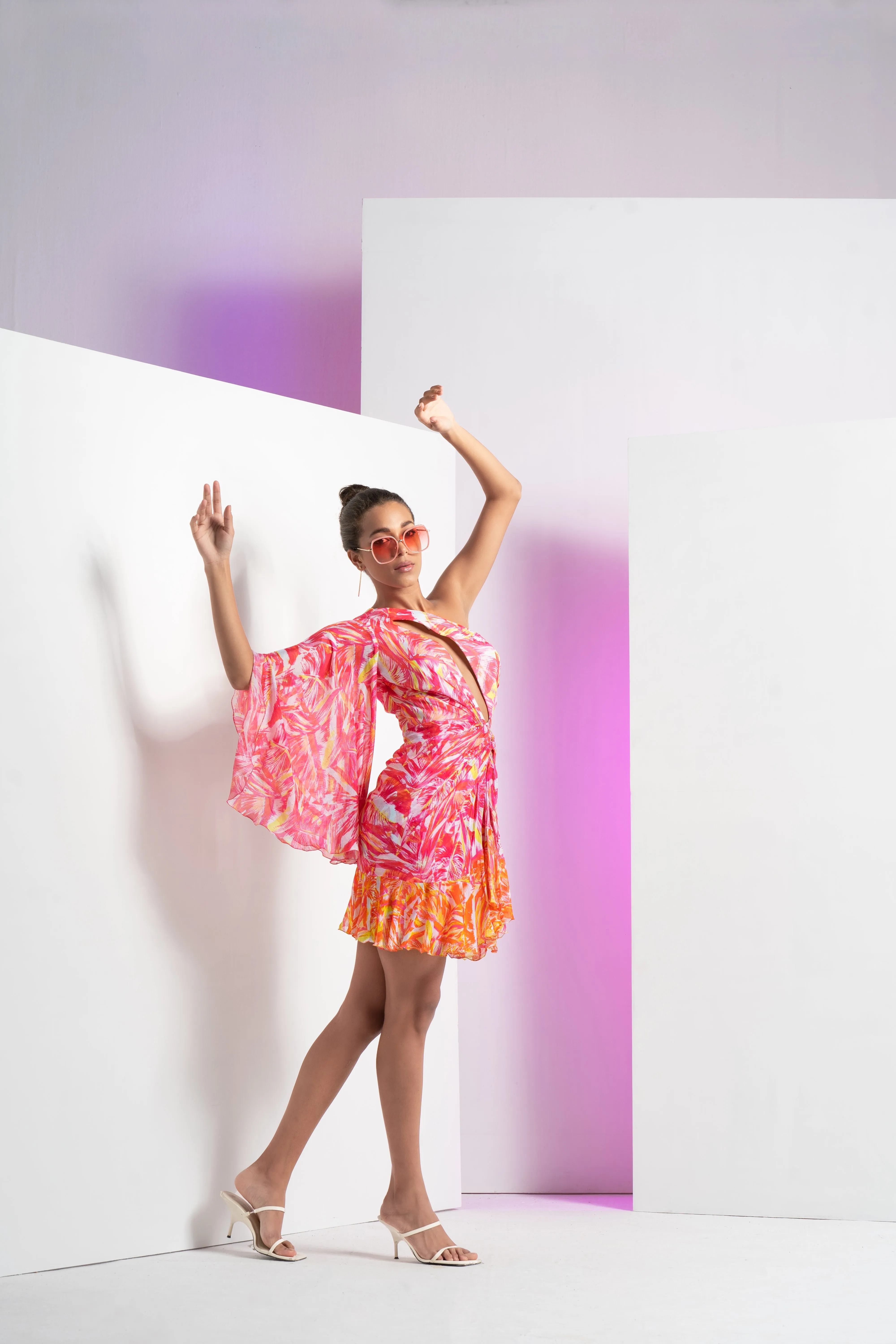 Pink twisted leaf short dress with front cut out detailed with ring