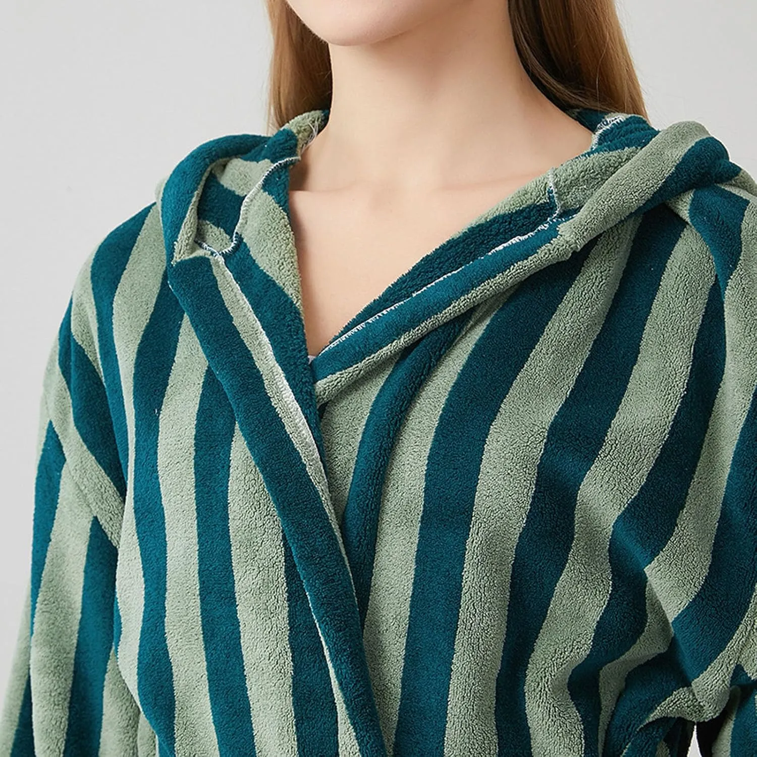 Stripe Bathrobe Women Hooded Sleepwear Robe Velvet Long Sleeve Pajama Plush Nightgown Loose Loungewear Warm Nightwear