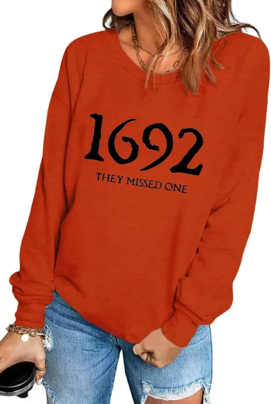 VKEGNIO 1692 They Missed One Halloween Sweatshirt For Women Witch Graphic Sweatshirt Casual Long Sleeve Tshits Pullover Top