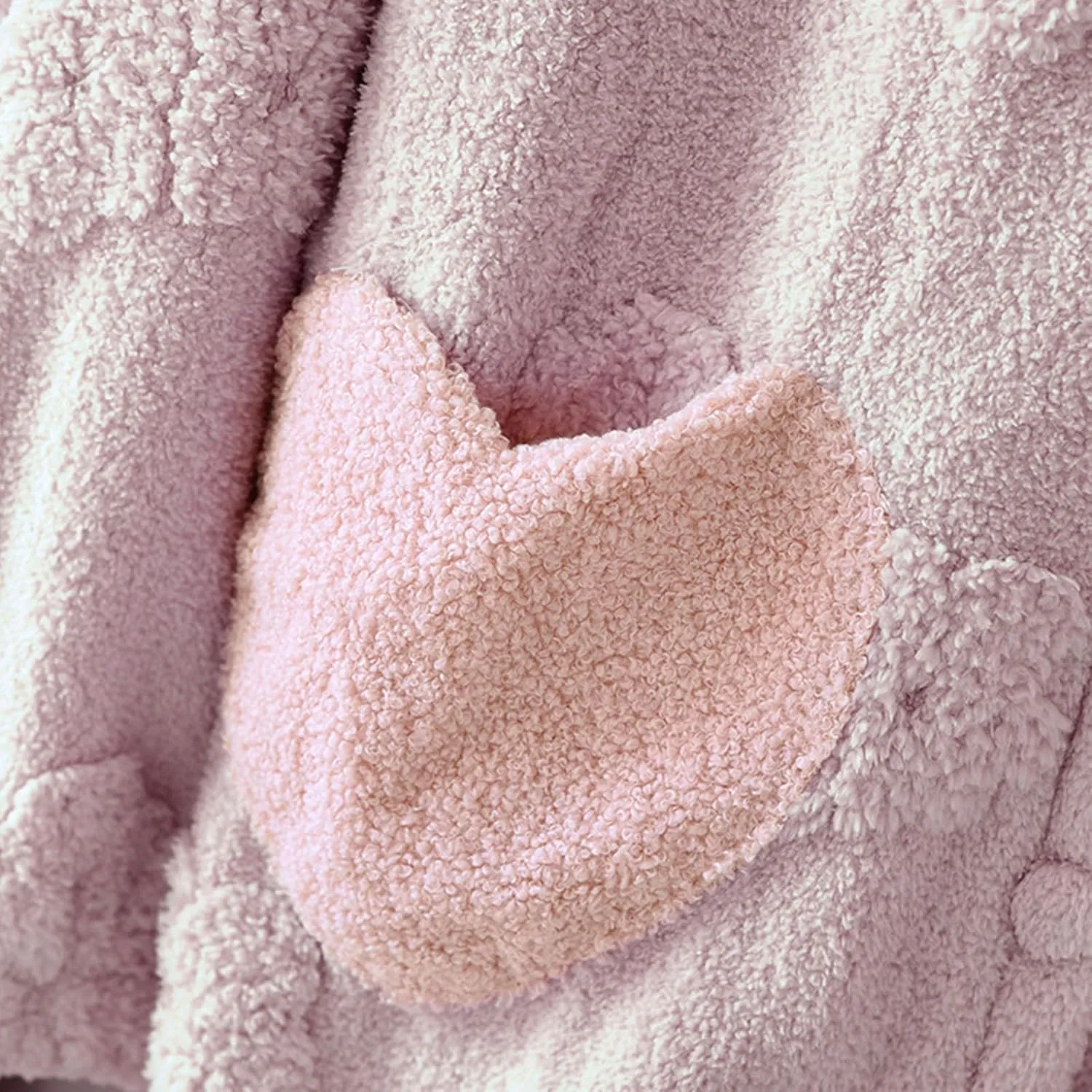 Womens Long Hooded Fleece Robe,Floral Heart Soft Warm Spa Bathrobe for Cozy Lightweight Loungewear Plush Fuzzy Robe