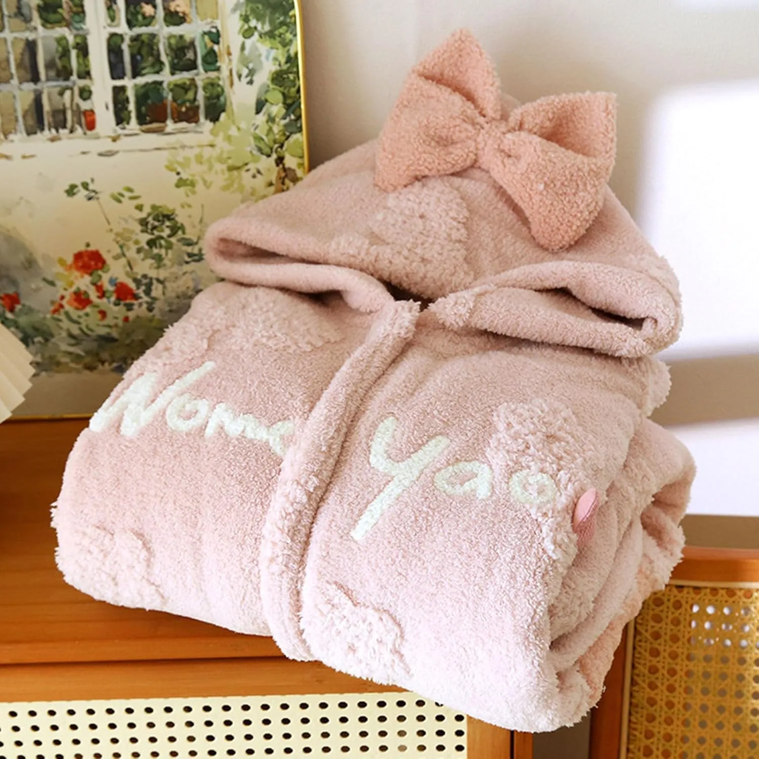 Womens Long Hooded Fleece Robe,Floral Heart Soft Warm Spa Bathrobe for Cozy Lightweight Loungewear Plush Fuzzy Robe