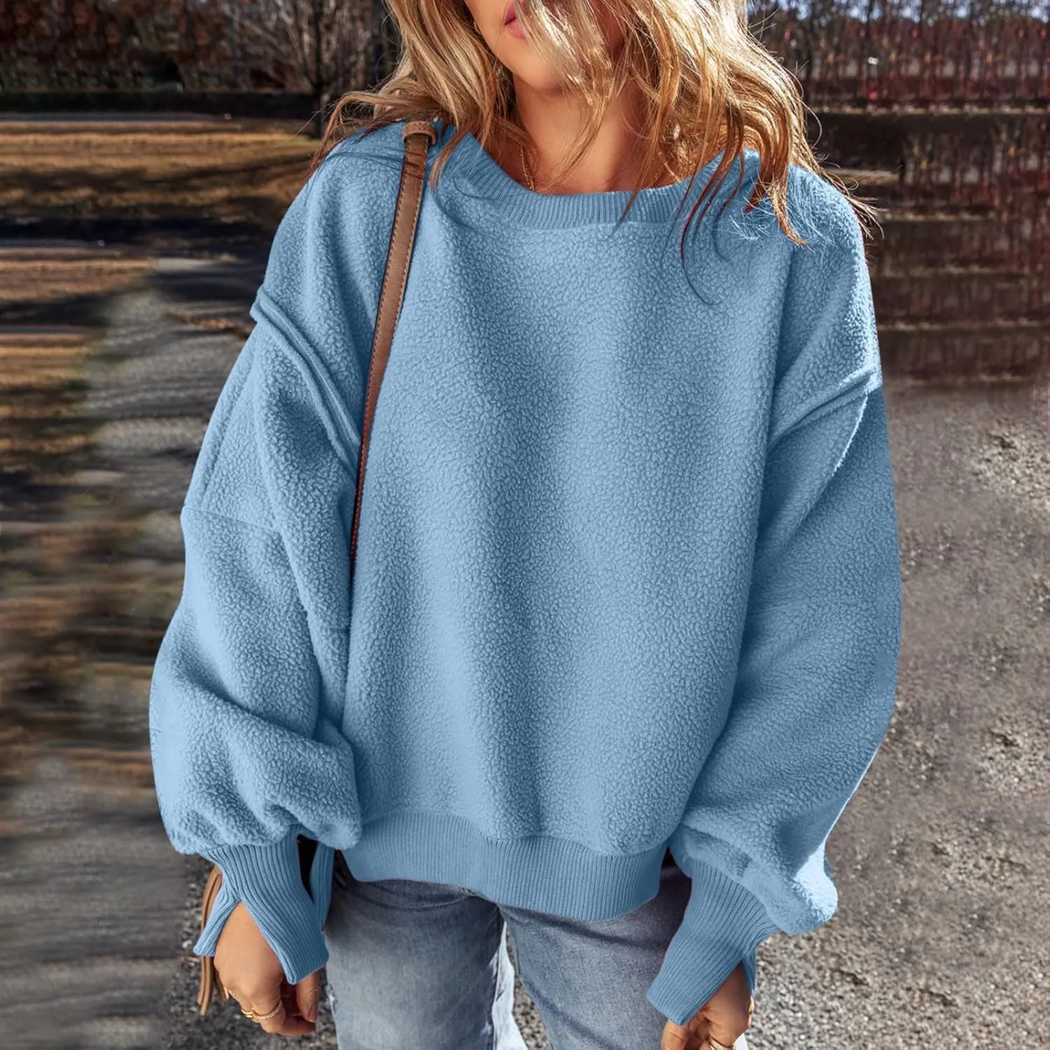 Women's Oversized Crewneck Sweatshirts Trendy Long Sleeve Fleece Pullover Fall Fashion Tops Comfort Winter Clothes